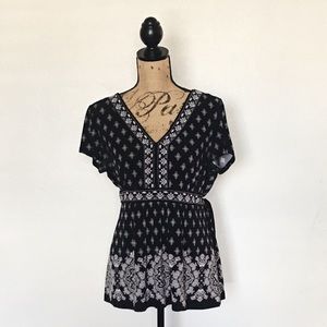 Apt. 9 Black, White, and Gray Patterned Blouse